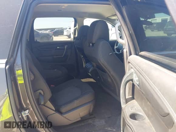 2016 Chevrolet Traverse LT z VIN 1GNKRGKD3GJ292245, wystawiony jako IAAI lot #42778363 z przebiegiem 243 322 mil mil oraz . Historia ofert i sprzedaży dostępna na DreamBid. Obrazek 8.