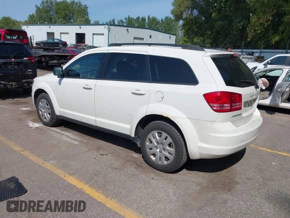 2016 Dodge Journey SE with VIN 3C4PDCAB2GT103518, listed as a IAAI auction lot 43172662 with 149,798 mi miles and . Bid and sale history available at DreamBid. Image 3.