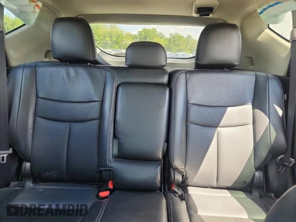 2019 Nissan Murano SV z VIN 5N1AZ2MJ7KN119299, wystawiony jako Copart lot #70627585 z przebiegiem 52 059 mil mil oraz Szkoda całkowita • Salvage title. Historia ofert i sprzedaży dostępna na DreamBid. Obrazek 10.