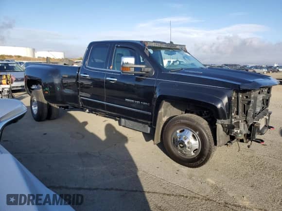 2015 Chevrolet Silverado 3500HD LTZ с VIN 1GC5K0C82FZ552525, выставлен на аукционе Copart как лот 80791284 с пробегом 59 404 миль миль и Списание • Salvage title. История ставок и продаж доступна на DreamBid. Изображение 4.