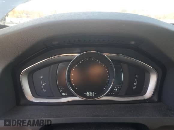 2016 Volvo S60 T5 Platinum с VIN YV4612UM1G2001444, выставлен на аукционе Copart как лот 76874694 с пробегом 90 875 миль миль и Списание • Salvage title. История ставок и продаж доступна на DreamBid. Изображение 9.