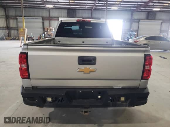 2016 Chevrolet Silverado 1500 Work Truck с VIN 1GCNKNEC3GZ396415, выставлен на аукционе Copart как лот 68644285 с пробегом 120 899 миль миль и Списание • Salvage title. История ставок и продаж доступна на DreamBid. Изображение 6.