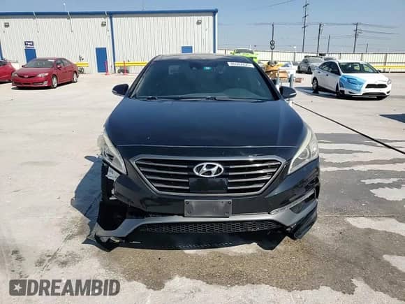 2015 Hyundai Sonata Sport z VIN 5NPE34AB4FH177568, wystawiony jako Copart lot #86502825 z przebiegiem 182 104 mil mil oraz Szkoda całkowita • Salvage title. Historia ofert i sprzedaży dostępna na DreamBid. Obrazek 14.
