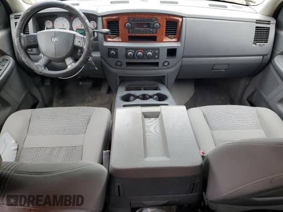 2006 Dodge 2500 SLT with VIN 1D7KS28DX6J240297, listed as a Copart auction lot 82405985 with 193,574 mi miles and Clean title. Bid and sale history available at DreamBid. Image 8.