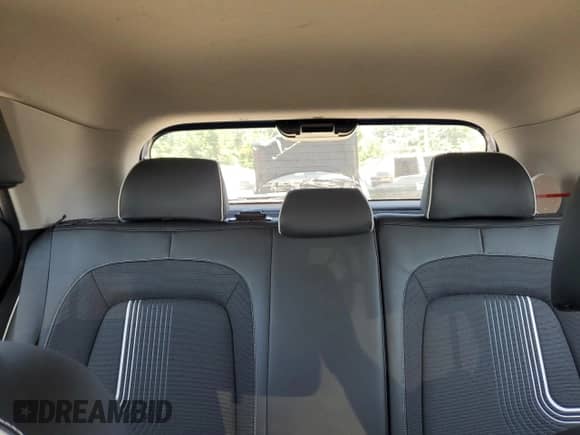 2023 Hyundai Venue Limited с VIN KMHRC8A30PU239195, выставлен на аукционе Copart как лот 62968855 с пробегом 32 336 миль миль и Списание • Salvage title. История ставок и продаж доступна на DreamBid. Изображение 10.