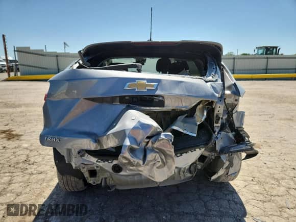 2025 Chevrolet Trax LS с VIN KL77LFEP6SC035767, выставлен на аукционе Copart как лот 61588975 с пробегом 18 623 миль миль и Списание • Salvage title. История ставок и продаж доступна на DreamBid. Изображение 6.