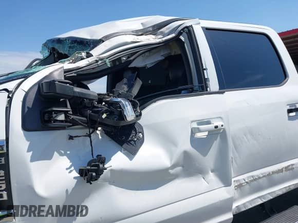 2019 Ford F-250 XL with VIN 1FT7W2BT8KED63278, listed as a IAAI auction lot 42866727 with 106,883 mi miles and . Bid and sale history available at DreamBid. Image 6.