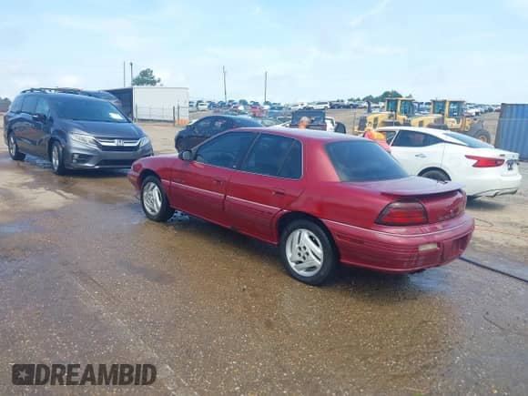 1995 Pontiac Grand Am с VIN 1G2NE55M4SC705468, выставлен на аукционе IAAI как лот 42517970 с пробегом 72 176 миль миль и . История ставок и продаж доступна на DreamBid. Изображение 3.