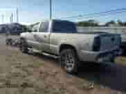 2002 Chevrolet Silverado 1500HD LT с VIN 1GCGK13U22F226215, выставлен на аукционе Copart как лот 67556633 с пробегом 237 272 миль миль и Списание • Salvage title. История ставок и продаж доступна на DreamBid. Изображение 2.