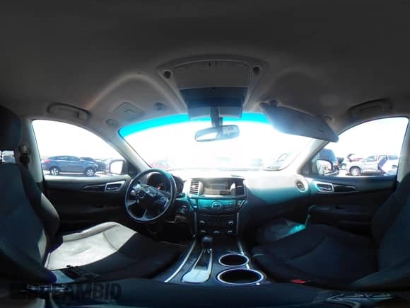 2014 Nissan Pathfinder S z VIN 5N1AR2MN4EC719930, wystawiony jako IAAI lot #42392966 z przebiegiem 173 672 mil mil oraz . Historia ofert i sprzedaży dostępna na DreamBid. Obrazek 18.