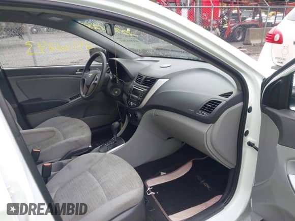 2017 Hyundai Accent SE с VIN KMHCT5AEXHU310166, выставлен на аукционе IAAI как лот 43361243 с пробегом 116 450 миль миль и . История ставок и продаж доступна на DreamBid. Изображение 5.