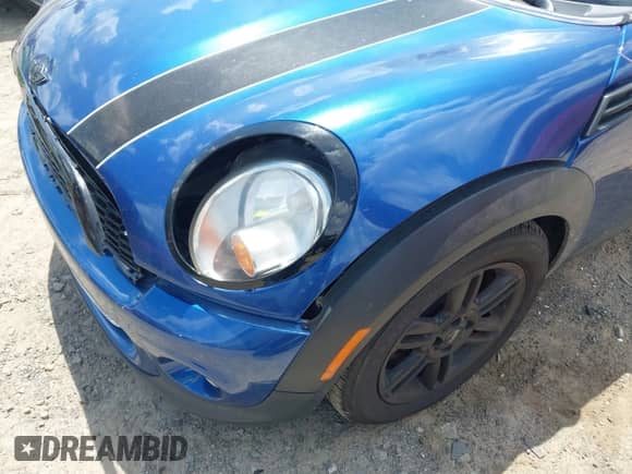 2012 MINI Hardtop with VIN WMWSU3C51CT543315, listed as a IAAI auction lot 42802820 with 156,549 mi miles and . Bid and sale history available at DreamBid. Image 14.