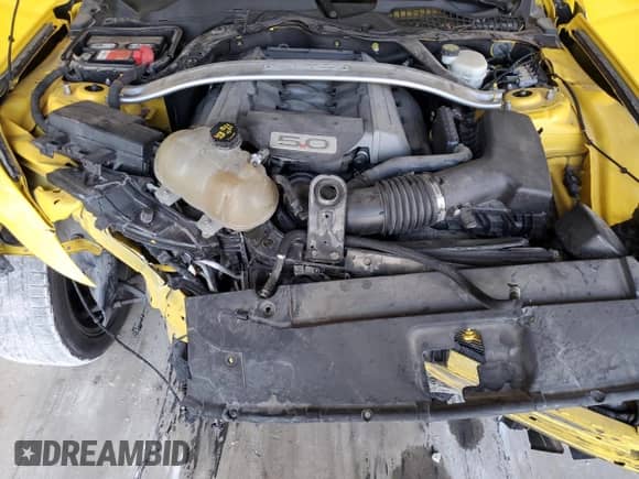 2017 Ford Mustang GT Premium z VIN 1FATP8FF6H5313089, wystawiony jako Copart lot #89803165 z przebiegiem 75 060 mil mil oraz Szkoda całkowita • Salvage title. Historia ofert i sprzedaży dostępna na DreamBid. Obrazek 11.