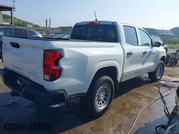 2024 Chevrolet Colorado 2WD Work Truck с VIN 1GCPSBEK0R1117857, выставлен на аукционе IAAI как лот 42501594 с пробегом 21 618 миль миль и . История ставок и продаж доступна на DreamBid. Изображение 4.