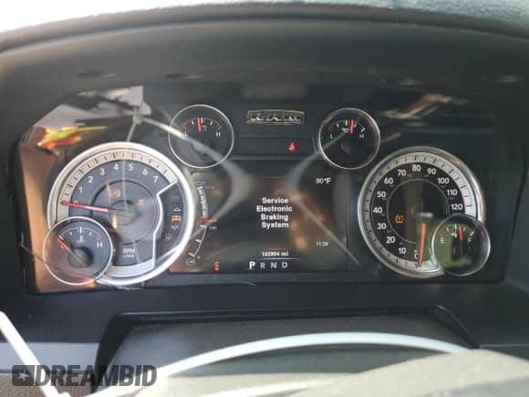 2014 Ram 1500 Laramie with VIN 1C6RR7JTXES210154, listed as a Copart auction lot 68173015 with 162,894 mi miles and Clean title. Bid and sale history available at DreamBid. Image 9.