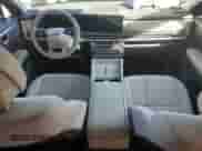 2025 Hyundai Santa Fe SE с VIN 5NMP14GL2SH106679, выставлен на аукционе Copart как лот 59280775 с пробегом Не указан миль и Списание • Salvage title. История ставок и продаж доступна на DreamBid. Изображение 8.