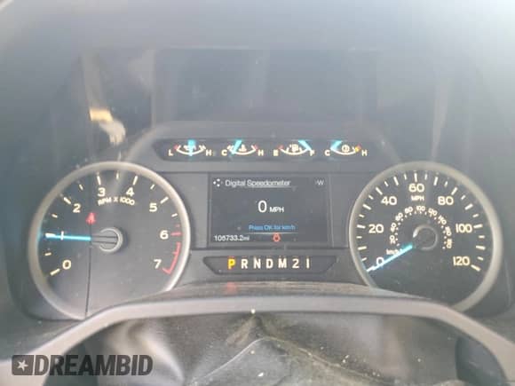 2015 Ford F-150 XLT z VIN 1FTFX1EF5FFA08044, wystawiony jako Copart lot #81882835 z przebiegiem 105 733 mil mil oraz Szkoda całkowita • Salvage title. Historia ofert i sprzedaży dostępna na DreamBid. Obrazek 9.