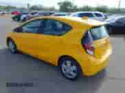 2015 Toyota Prius One z VIN JTDKDTB34F1088656, wystawiony jako IAAI lot #42437290 z przebiegiem 147 044 mil mil oraz . Historia ofert i sprzedaży dostępna na DreamBid. Obrazek 3.