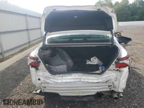 2023 Toyota Camry SE с VIN 4T1G11AK8PU733882, выставлен на аукционе Copart как лот 69398245 с пробегом 62 155 миль миль и Списание • Salvage title. История ставок и продаж доступна на DreamBid. Изображение 6.