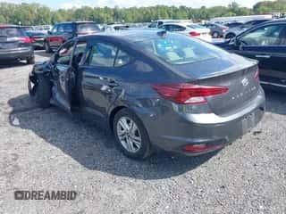 2020 Hyundai Elantra SEL z VIN 5NPD84LF0LH619044, wystawiony jako IAAI lot #43248005 z przebiegiem 56 627 mil mil oraz . Historia ofert i sprzedaży dostępna na DreamBid. Obrazek 3.