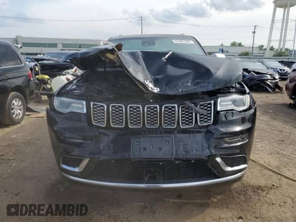 2020 Jeep Grand Cherokee Summit z VIN 1C4RJFJG1LC127720, wystawiony jako Copart lot #57401595 z przebiegiem 39 200 mil mil oraz Szkoda całkowita • Salvage title. Historia ofert i sprzedaży dostępna na DreamBid. Obrazek 5.