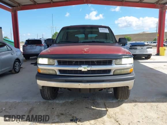 2001 Chevrolet Tahoe LS with VIN 1GNEC13T51J264911, listed as a IAAI auction lot 42263124 with 365,825 mi miles and . Bid and sale history available at DreamBid. Image 13.