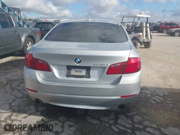 2012 BMW 5 Series 535i xDrive с VIN WBAFU7C50CDU63376, выставлен на аукционе IAAI как лот 43482853 с пробегом 151 087 миль миль и . История ставок и продаж доступна на DreamBid. Изображение 16.