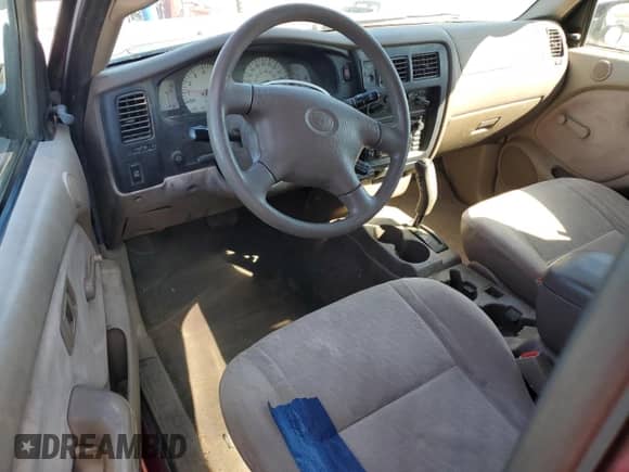 2004 Toyota Tacoma PreRunner with VIN 5TESN92N74Z415278, listed as a Copart auction lot 89671305 with 273,603 mi miles and Salvage title. Bid and sale history available at DreamBid. Image 8.