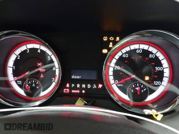2014 Dodge Grand Caravan SXT with VIN 2C4RDGCGXER263963, listed as a IAAI auction lot 41956264 with 138,815 mi miles and . Bid and sale history available at DreamBid. Image 7.