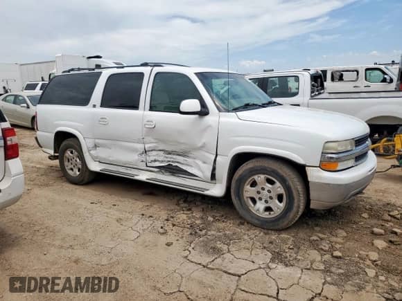 2001 Chevrolet Suburban LT with VIN 1GNEC16T11J223039, listed as a Copart auction lot 66936905 with 227,887 mi miles and Salvage title. Bid and sale history available at DreamBid. Image 4.