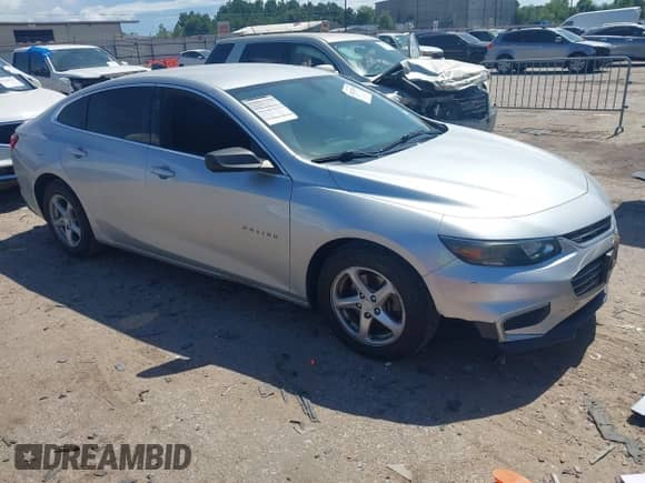 2017 Chevrolet Malibu LS с VIN 1G1ZB5ST2HF251383, выставлен на аукционе IAAI как лот 43287894 с пробегом 128 756 миль миль и . История ставок и продаж доступна на DreamBid. Изображение 1.