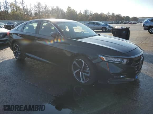 2018 Honda Accord Sport z VIN 1HGCV1F33JA180187, wystawiony jako Copart lot #82606575 z przebiegiem 47 158 mil mil oraz Szkoda całkowita • Salvage title. Historia ofert i sprzedaży dostępna na DreamBid. Obrazek 4.