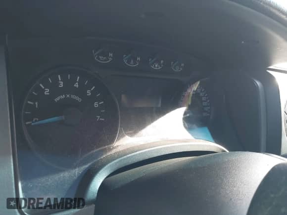 2013 Ford F-150 XL с VIN 1FTEX1EMXDKD76492, выставлен на аукционе IAAI как лот 42218680 с пробегом Не указан миль и . История ставок и продаж доступна на DreamBid. Изображение 7.