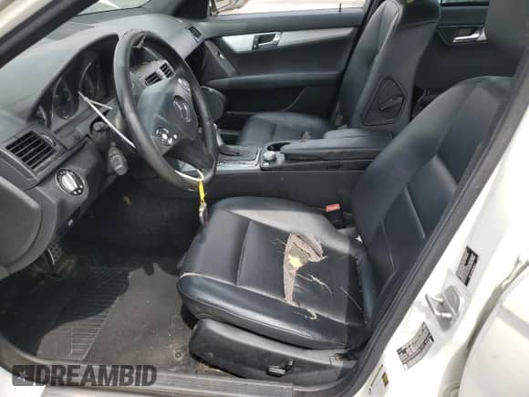 2009 Mercedes-Benz C 300 Sport z VIN WDDGF54X49R061402, wystawiony jako Copart lot #70928645 z przebiegiem 245 217 mil mil oraz Szkoda całkowita • Salvage title. Historia ofert i sprzedaży dostępna na DreamBid. Obrazek 7.