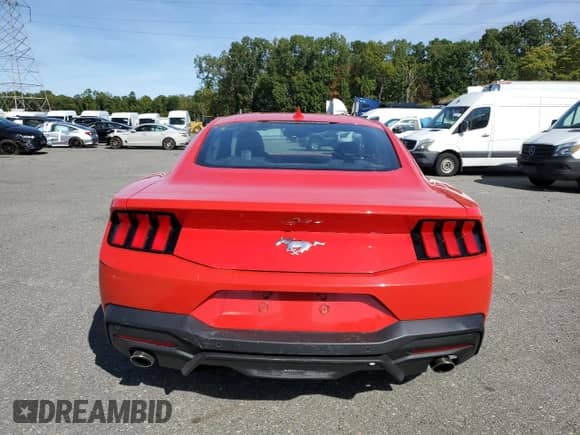 2024 Ford Mustang EcoBoost с VIN 1FA6P8TH8R5107731, выставлен на аукционе Copart как лот 84730045 с пробегом 38 607 миль миль и На запчасти • Non repairable. История ставок и продаж доступна на DreamBid. Изображение 6.