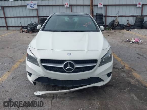 2016 Mercedes-Benz CLA 250 с VIN WDDSJ4EB3GN319130, выставлен на аукционе IAAI как лот 42970604 с пробегом 175 000 миль миль и . История ставок и продаж доступна на DreamBid. Изображение 6.