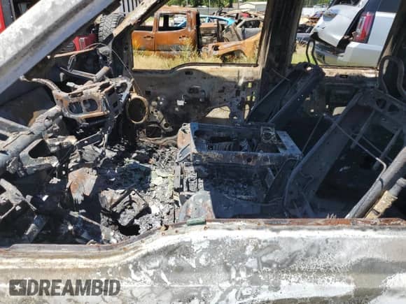 2015 Ford F-250 Lariat z VIN 1FT7W2BT9FEB93258, wystawiony jako Copart lot #65334285 z przebiegiem Nie podano mil oraz Nie do naprawy • Non repairable. Historia ofert i sprzedaży dostępna na DreamBid. Obrazek 7.