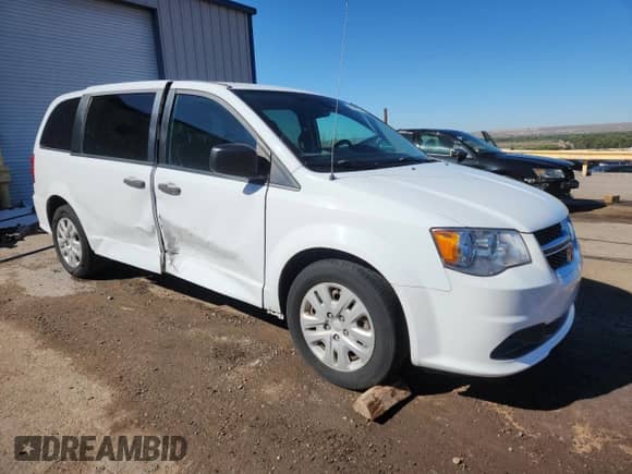 2019 Dodge Grand Caravan SE with VIN 2C4RDGBG4KR590646, listed as a Copart auction lot 83959275 with 88,890 mi miles and Salvage title. Bid and sale history available at DreamBid. Image 4.