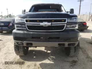 2007 Chevrolet Silverado 1500HD LS с VIN 1GCGK13U97F147681, выставлен на аукционе Copart как лот 58717474 с пробегом 130 462 миль миль и Списание • Salvage title. История ставок и продаж доступна на DreamBid. Изображение 5.