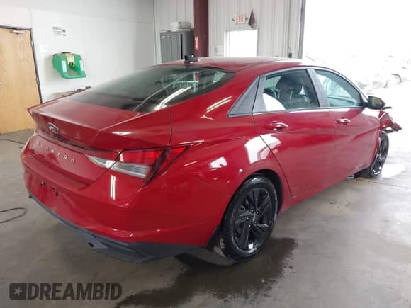 2022 Hyundai Elantra SEL с VIN KMHLM4AG7NU332890, выставлен на аукционе IAAI как лот 42855748 с пробегом 84 637 миль миль и . История ставок и продаж доступна на DreamBid. Изображение 4.