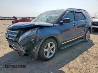 2018 Ford Explorer XLT z VIN 1FM5K7D8XJGA76564, wystawiony jako Copart lot #80813925 z przebiegiem 142 686 mil mil oraz Szkoda całkowita • Salvage title. Historia ofert i sprzedaży dostępna na DreamBid. Obrazek 1.
