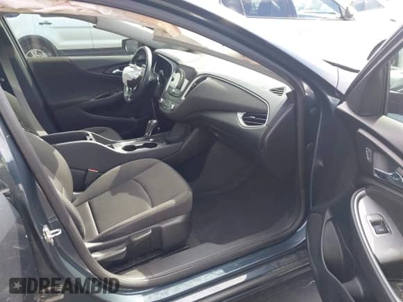 2020 Chevrolet Malibu RS with VIN 1G1ZG5ST2LF083822, listed as a IAAI auction lot 42984484 with 148,897 mi miles and . Bid and sale history available at DreamBid. Image 5.