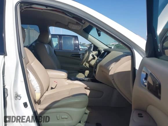 2014 Nissan Pathfinder SL with VIN 5N1AR2MN3EC700348, listed as a IAAI auction lot 41974897 with 119,654 mi miles and . Bid and sale history available at DreamBid. Image 5.