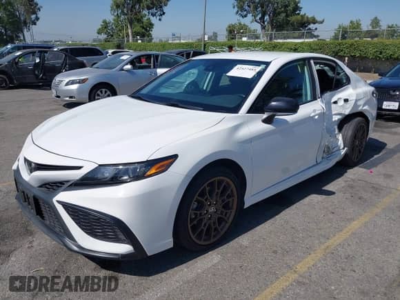2023 Toyota Camry SE с VIN 4T1G11AK6PU129912, выставлен на аукционе IAAI как лот 42527485 с пробегом 28 726 миль миль и . История ставок и продаж доступна на DreamBid. Изображение 17.