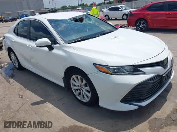 2019 Toyota Camry LE с VIN 4T1B11HK6KU276241, выставлен на аукционе IAAI как лот 42379029 с пробегом 81 411 миль миль и . История ставок и продаж доступна на DreamBid. Изображение 1.