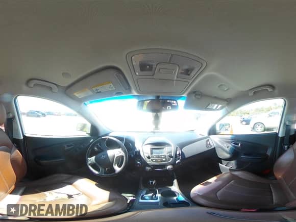 2014 Hyundai Tucson SE with VIN KM8JU3AG8EU829819, listed as a IAAI auction lot 41702183 with 90,791 mi miles and . Bid and sale history available at DreamBid. Image 20.