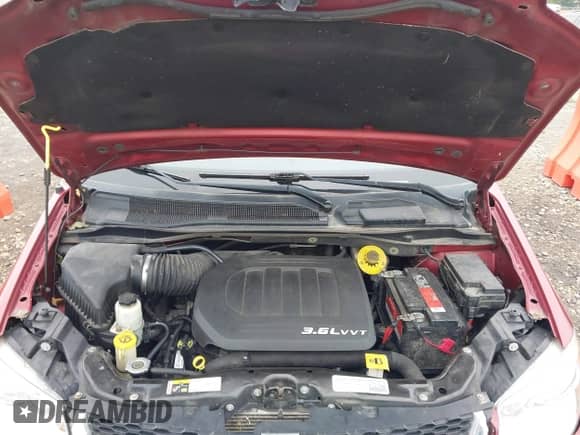 2015 Dodge Grand Caravan SXT with VIN 2C4RDGCG8FR526792, listed as a IAAI auction lot 43200536 with 192,037 mi miles and . Bid and sale history available at DreamBid. Image 10.