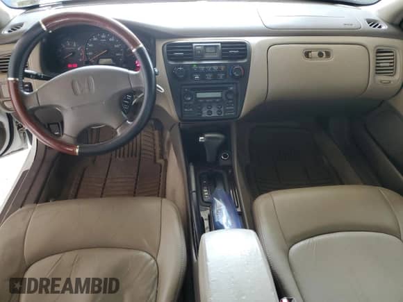 2000 Honda Accord EX with VIN 1HGCG5668YA119262, listed as a Copart auction lot 69171125 with 162,257 mi miles and Salvage title. Bid and sale history available at DreamBid. Image 8.