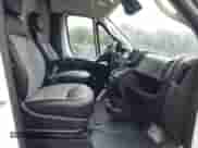 2023 Ram ProMaster Cargo с VIN 3C6LRVDGXPE588411, выставлен на аукционе IAAI как лот 42578787 с пробегом 40 815 миль миль и . История ставок и продаж доступна на DreamBid. Изображение 5.