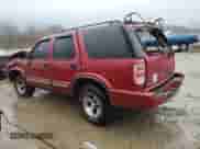 2000 Chevrolet Blazer LS z VIN 1GNCS13W5Y2155227, wystawiony jako Copart lot #43950875 z przebiegiem 153 365 mil mil oraz Nie do naprawy • Non repairable. Historia ofert i sprzedaży dostępna na DreamBid. Obrazek 2.